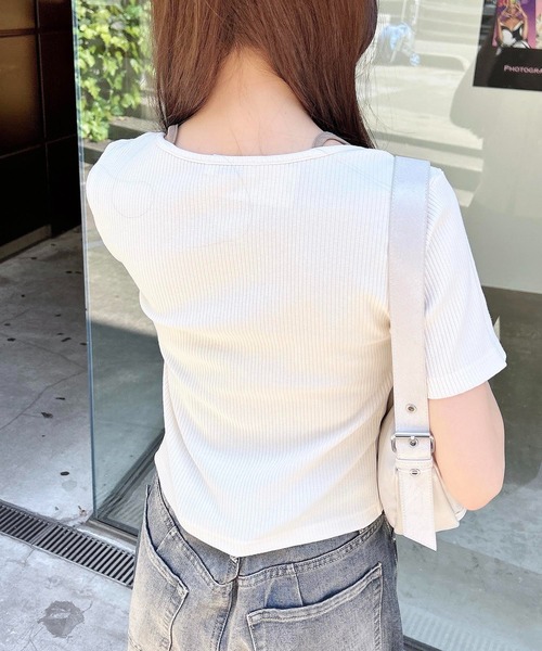 INGNI（イング）の「キャミレイヤード風リブレースアップトップス（Tシャツ/カットソー・レディース・アイボリー系4/ブラウン系3/ブラック×グレー/ブラック系その他/アイボリー系/ブラウン系4・M）」の18枚目の写真