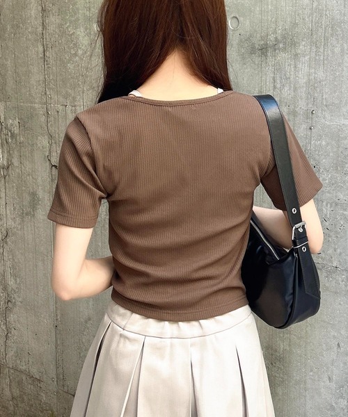 INGNI（イング）の「キャミレイヤード風リブレースアップトップス（Tシャツ/カットソー・レディース・アイボリー系4/ブラウン系3/ブラック×グレー/ブラック系その他/アイボリー系/ブラウン系4・M）」の14枚目の写真