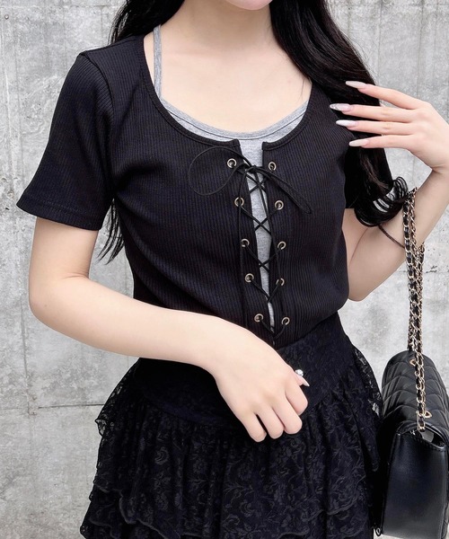 INGNI（イング）の「キャミレイヤード風リブレースアップトップス（Tシャツ/カットソー・レディース・アイボリー系4/ブラウン系3/ブラック×グレー/ブラック系その他/アイボリー系/ブラウン系4・M）」の7枚目の写真