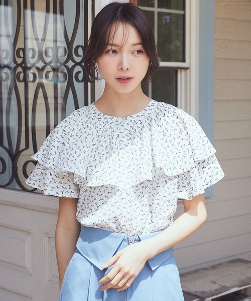 earth music&ecology(アースミュージックアンドエコロジー)の「ケープブラウス(シャツ/ブラウス・レディース・ピンク/オフホワイト/サックスブルー/その他14・FREE)」の4枚目の写真