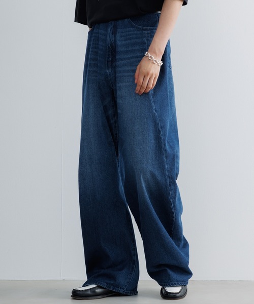 Baggy silhouette curve denim / バギーシルエットカーブデニム