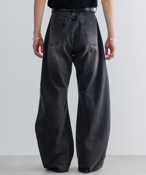SINSS（シンス）の「Baggy silhouette curve denim / バギー