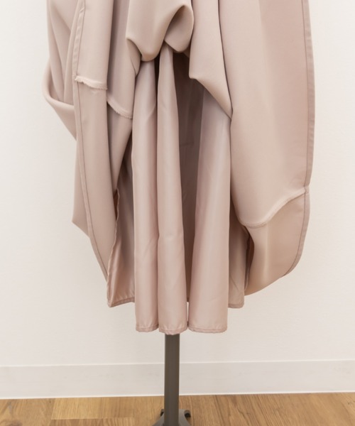CLETTE（クレット）の「パフスリーブロングワンピース（ワンピース・レディース・アイボリー/ラベンダー/ピンク・3L/LL/4L）」の7枚目の写真