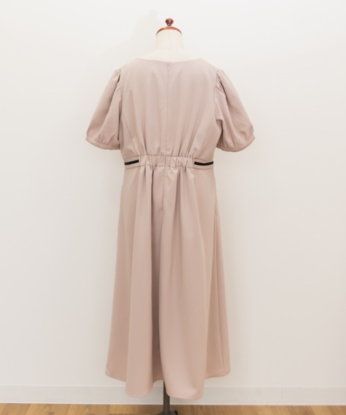 CLETTE（クレット）の「パフスリーブロングワンピース（ワンピース・レディース・アイボリー/ラベンダー/ピンク・3L/LL/4L）」の13枚目の写真