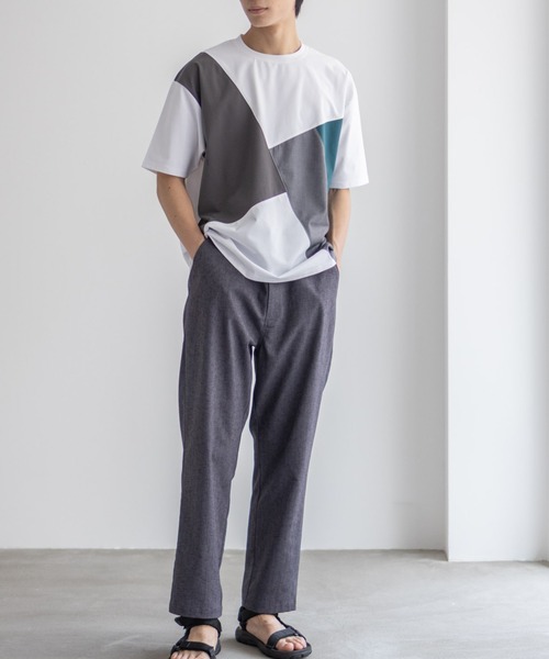 URBAN COLLECTION(アーバンコレクション)の「URBANCOLECTION AIR Smoosy 切替えTシャツ【接触冷感 UVカット 吸水速乾 毛玉になりにくい 軽量 ストレッチ】(Tシャツ/カットソー・メンズ・ホワイト/ネイビー/ブラック/グレイッシュベージュ・S/M/L/XL)」の12枚目の写真