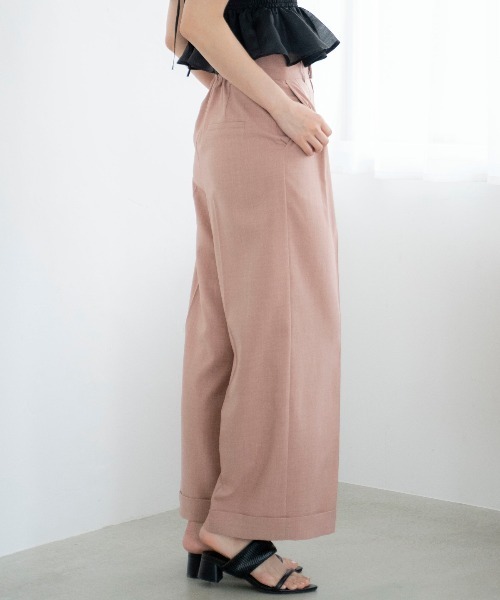 AND COUTURE(アンドクチュール)の「2タックワイドパンツ(その他パンツ・レディース・ピンク/オフホワイト/チャコールグレー・SMALL/MEDIUM)」の9枚目の写真