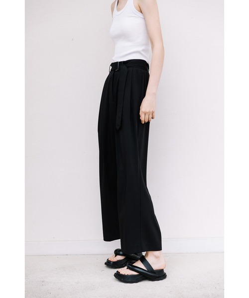 WCJ(ダブルシージェイ)の「【速乾】ベルト付きツータックパンツ(その他パンツ・レディース・アイボリー/サックスブルー/ブラック/ブラウン・FREE)」の7枚目の写真