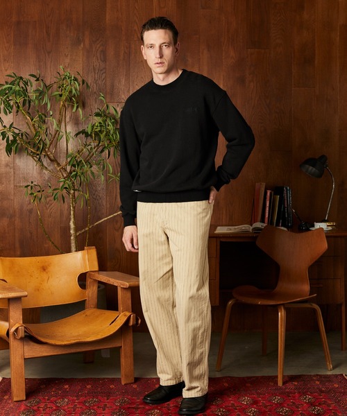 schott(ショット)の「Schott/ショット/LEATHER ELBOW PATCH SWEAT/レザー エルボーパッチ スウェット(スウェット・メンズ・ネイビー/ブラック・M/L/XL/2XL)」の4枚目の写真