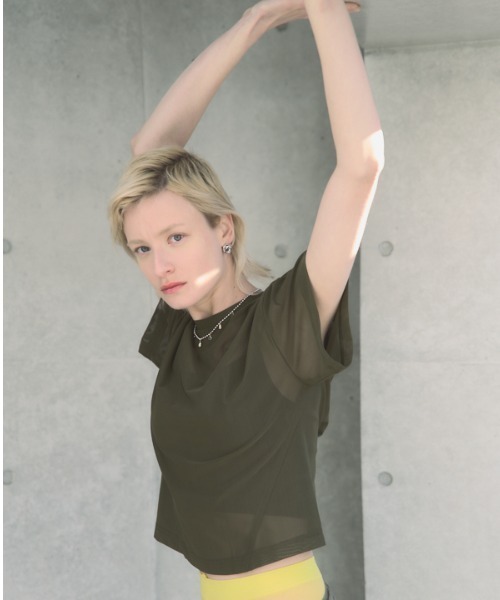 Muel Chic(ミュエルシック)の「Luxe tulle CS リュクスチュールカットソー(Tシャツ/カットソー・レディース・ホワイト/ブラック/グレー/オリーブ・FREE)」の8枚目の写真