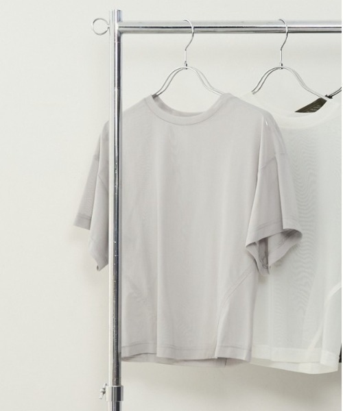 Muel Chic(ミュエルシック)の「Luxe tulle CS リュクスチュールカットソー(Tシャツ/カットソー・レディース・ホワイト/ブラック/グレー/オリーブ・FREE)」の14枚目の写真