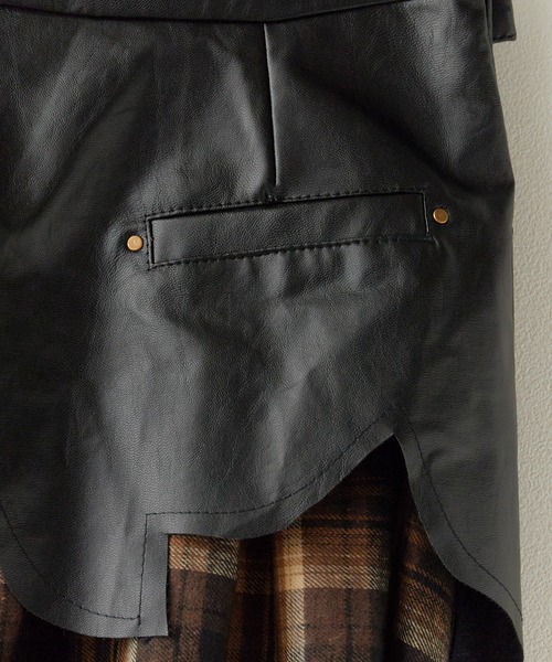 Chick(チック)の「Leather layered check skirt / レザーレイヤード チェックスカート(スカート・レディース・ブラウン・FREE)」の9枚目の写真