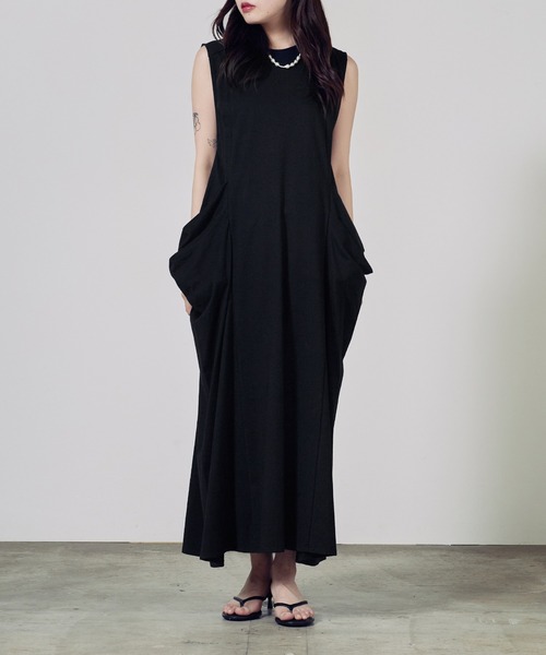 c/est(シーエ)の「c/est/シーエ SARA ワンピ―ス 秋物 秋服 2026年秋冬(ワンピース・レディース・ブラック・FREE)」の16枚目の写真