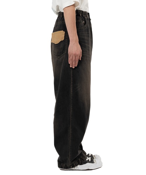Maison MIHARA YASUHIRO（メゾンミハラヤスヒロ）の「Light Denim Wide Pants（デニムパンツ・メンズ・インディゴブルー/ブラック・44/46）」の7枚目の写真