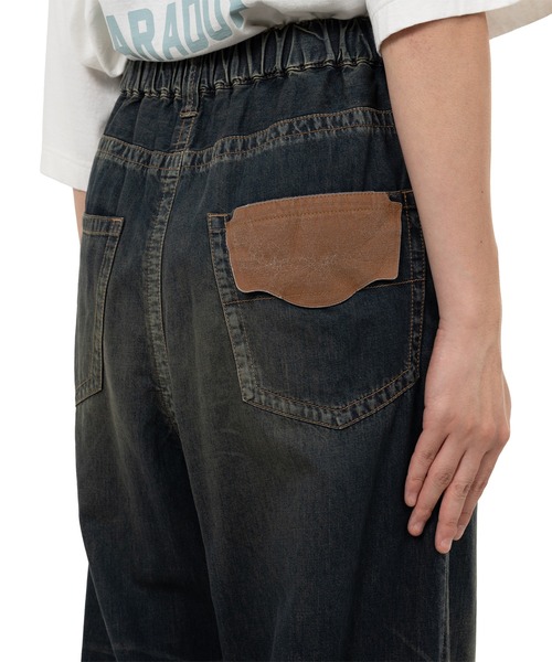 Maison MIHARA YASUHIRO（メゾンミハラヤスヒロ）の「Light Denim Wide Pants（デニムパンツ・メンズ・インディゴブルー/ブラック・44/46）」の17枚目の写真