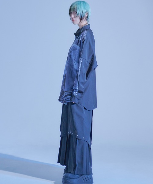 ililil【イルイルイル】ろるあコラボロングシャツ ililil/イルイルイル』【ろるあコラボロングシャツ】プリント