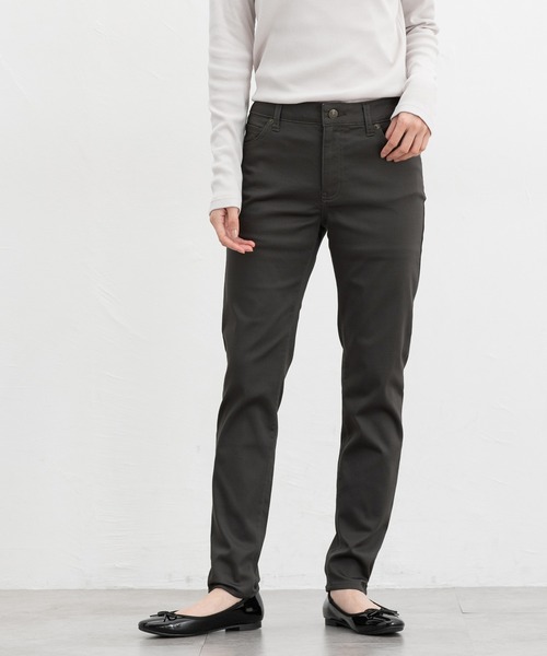 Honeys（ハニーズ）の「スリムカラースキニー（股下６３ｃｍ）（その他パンツ・レディース・ブラック/ライトベージュ/ネイビー/スミクロ・S/M/LL/L/SS）」の3枚目の写真