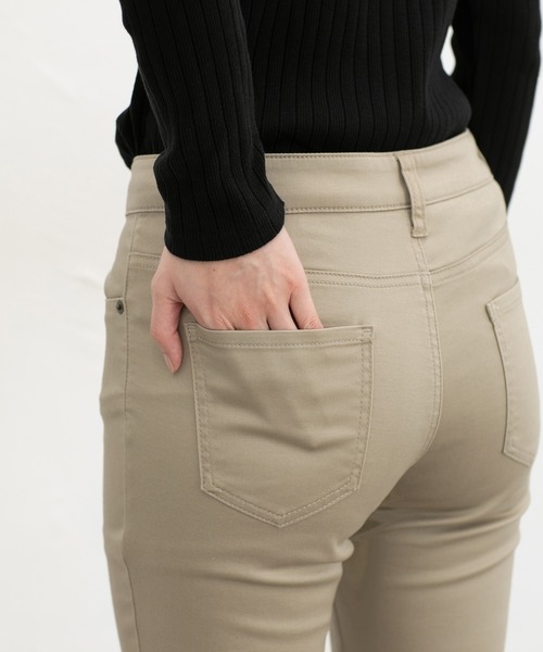 Honeys（ハニーズ）の「スリムカラースキニー（股下６３ｃｍ）（その他パンツ・レディース・ブラック/ライトベージュ/ネイビー/スミクロ・S/M/LL/L/SS）」の14枚目の写真