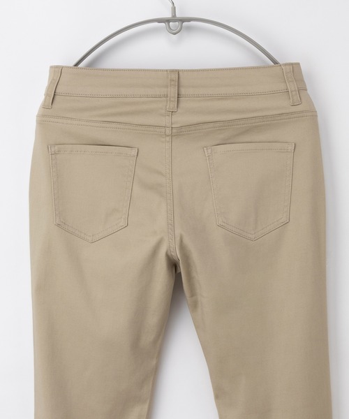 Honeys（ハニーズ）の「スリムカラースキニー（股下６３ｃｍ）（その他パンツ・レディース・ブラック/ライトベージュ/ネイビー/スミクロ・S/M/LL/L/SS）」の16枚目の写真