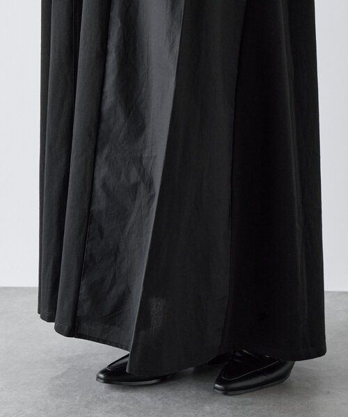 un dix cors（アンディコール）の「《綿100％・着るだけで様になる》コットンシルケット天竺フレアワンピース（ワンピース・レディース・チャコールグレー/ブラック/レッド・FREE）」の21枚目の写真