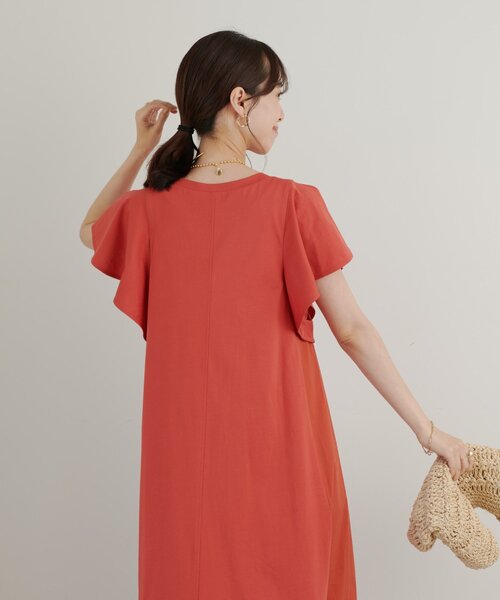 un dix cors（アンディコール）の「《綿100％・着るだけで様になる》コットンシルケット天竺フレアワンピース（ワンピース・レディース・チャコールグレー/ブラック/レッド・FREE）」の6枚目の写真