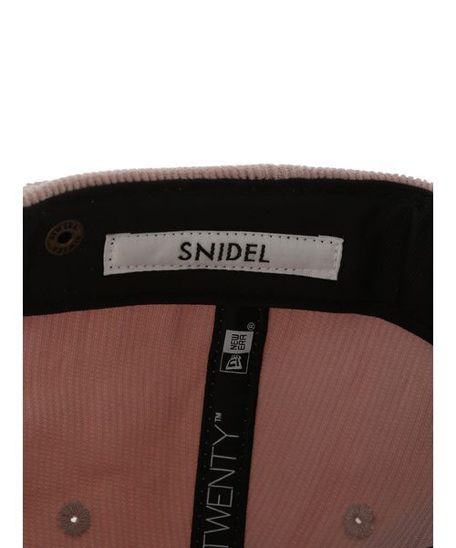 NEW ERA（ニューエラ）の「【SNIDEL|NEW ERA】バリエキャップ（キャップ・レディース・ベージュ/ネイビー/チェック/ボルドー/ライトピンク・F）」の14枚目の写真