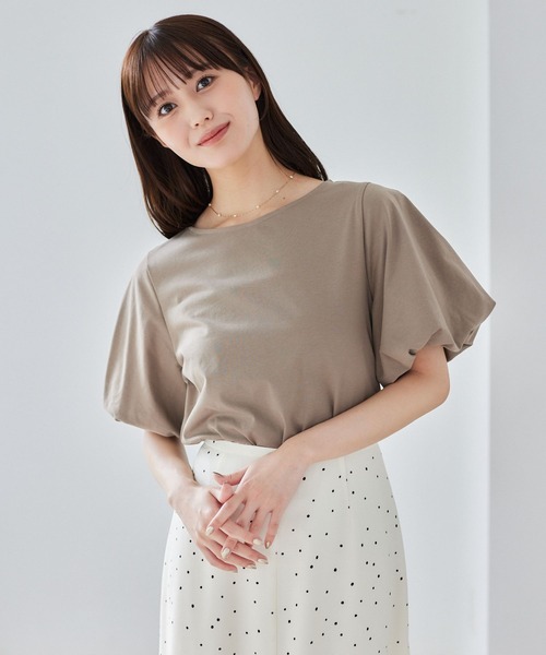 Andemiu(アンデミュウ)の「【接触冷感・吸水速乾・UVカット・抗菌消臭】ソデバルーンプルオーバー578699(Tシャツ/カットソー・レディース・ブラック/オフホワイト/モカ・FREE)」の3枚目の写真