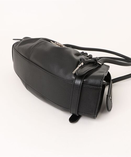 MARC JACOBS（マークジェイコブス）の「THE CRISTINA SATCHEL/ザ クリスティーナ サッチェル（ショルダーバッグ・レディース・アイボリー/ブラック/パープル系その他・ONE SIZE）」の12枚目の写真