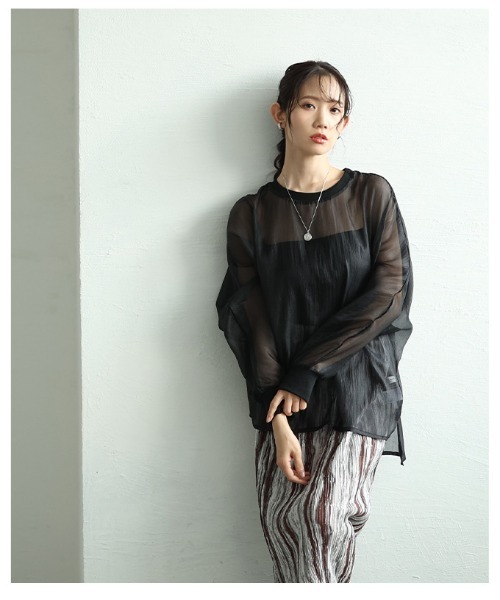 Sawa a la mode(サワアラモード)の「シアーロングスリーブカットソー(Tシャツ/カットソー・レディース・パープル/ホワイト/ブラック・FREE)」の5枚目の写真