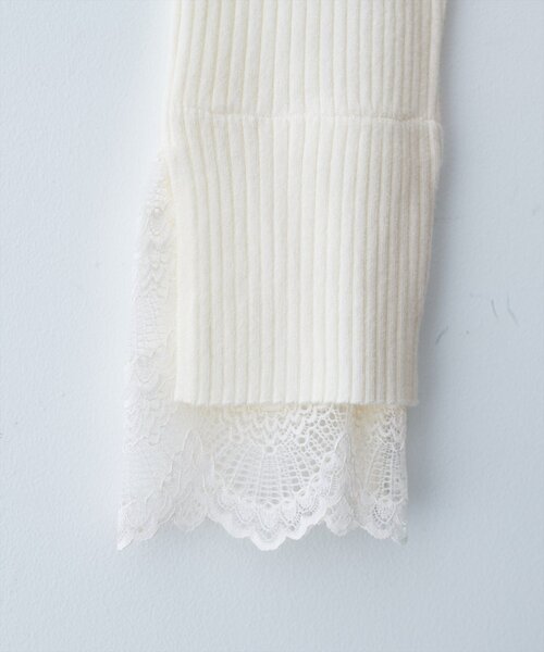 natural couture（ナチュラルクチュール）の「袖レースアシメネックリブニット（ニット/セーター・レディース・モカ/ブラウン/ボルドー/ピンク/ブラック/グレイッシュベージュ/チャコールグレー/オフホワイト・FREE）」の11枚目の写真