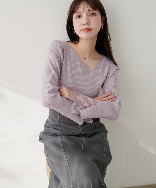 natural couture（ナチュラルクチュール）の「袖レースアシメネックリブニット（ニット/セーター・レディース・モカ/ブラウン/ボルドー/ピンク/ブラック/グレイッシュベージュ/チャコールグレー/オフホワイト・FREE）」の16枚目の写真