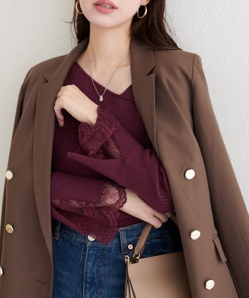 natural couture（ナチュラルクチュール）の「袖レースアシメネックリブニット（ニット/セーター・レディース・モカ/ブラウン/ボルドー/ピンク/ブラック/グレイッシュベージュ/チャコールグレー/オフホワイト・FREE）」の8枚目の写真