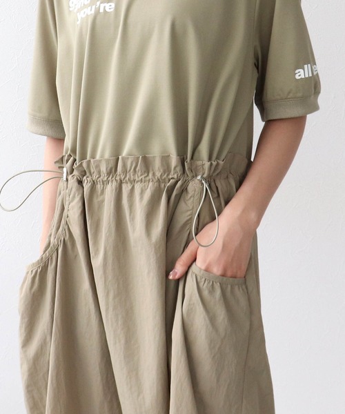 Three Four Time（ｽﾘｰﾌｫｰﾀｲﾑ）の「布帛切替ハーフスリーブロゴワンピース（ワンピース・レディース・チャコールグレー/ベージュ・FREE）」の3枚目の写真