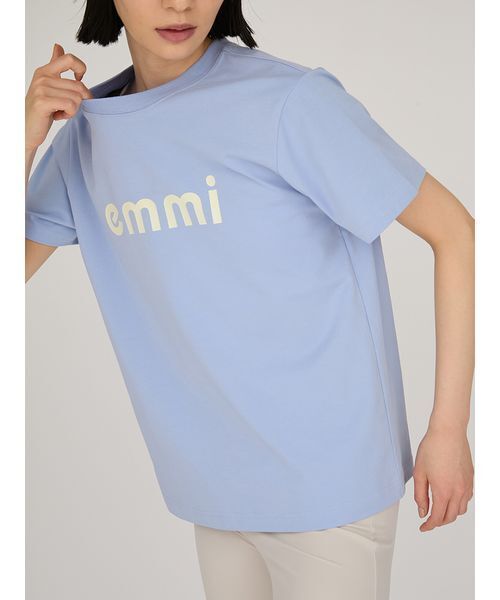 emmi（エミ）の「emmiロゴTシャツ（Tシャツ/カットソー・レディース・ベージュ/ホワイト/チャコールグレー/ブルー・F）」の13枚目の写真
