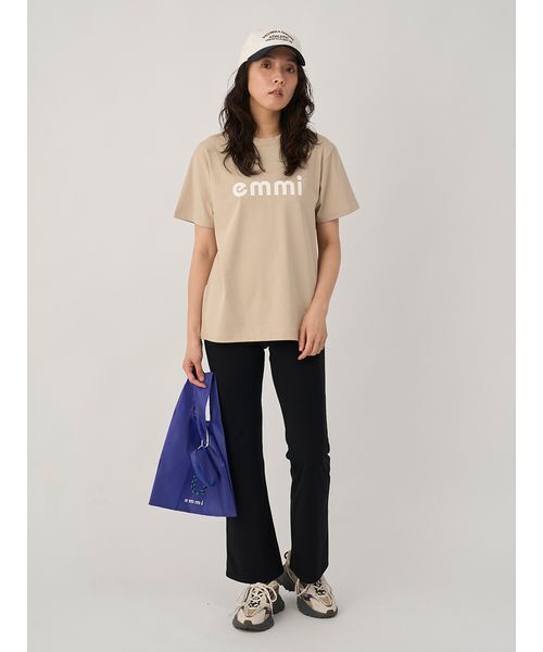 emmi（エミ）の「emmiロゴTシャツ（Tシャツ/カットソー・レディース・ベージュ/ホワイト/チャコールグレー/ブルー・F）」の17枚目の写真