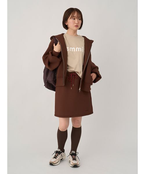 emmi（エミ）の「emmiロゴTシャツ（Tシャツ/カットソー・レディース・ベージュ/ホワイト/チャコールグレー/ブルー・F）」の18枚目の写真