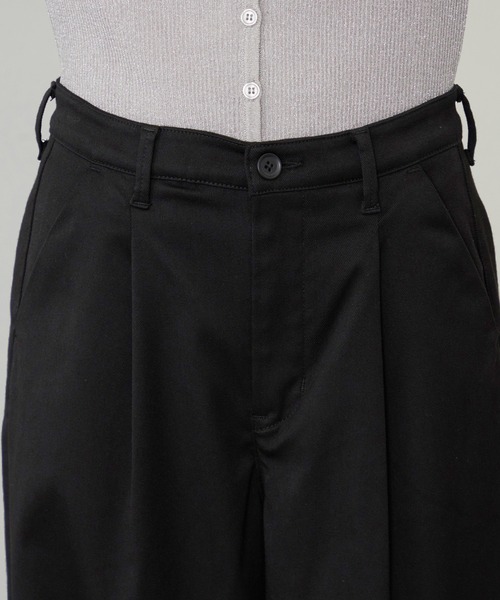 EDWIN（エドウィン）の「【WEB・直営店舗限定】EDWIN LADIES ハタラクロ タックワイドスラックスパンツ（スラックス・レディース・ブラック・X-SMALL/X-LARGE/LARGE/MEDIUM/SMALL）」の6枚目の写真