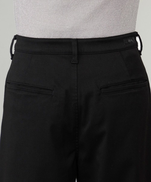 EDWIN（エドウィン）の「【WEB・直営店舗限定】EDWIN LADIES ハタラクロ タックワイドスラックスパンツ（スラックス・レディース・ブラック・X-SMALL/X-LARGE/LARGE/MEDIUM/SMALL）」の7枚目の写真