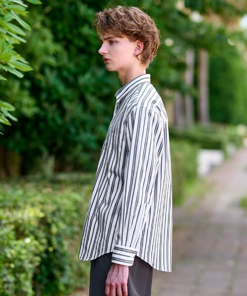 DRESSTERIOR(ドレステリア)の「THOMAS MASON ストライプシャツ(シャツ/ブラウス・メンズ・グレー系2・94/92/91/90)」の6枚目の写真