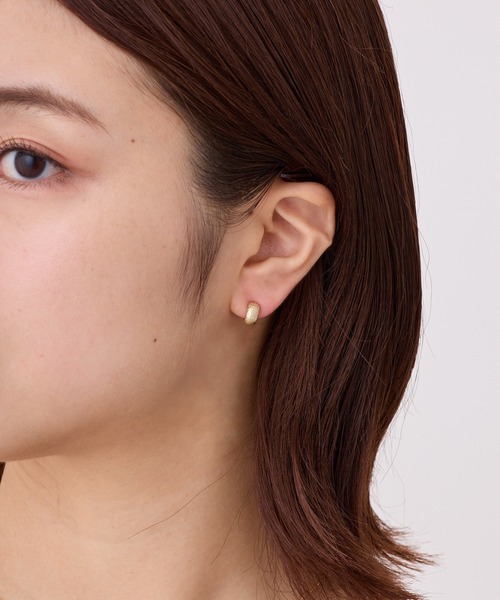 CALIN STANDARD(カリンスタンダード)の「◆金属アレルギー対応◆◆made in japan◆【高品質ポスト】スターダスト ジルコニアセラミックポストピアス(ピアス(両耳用)・レディース・ゴールド/ピンクゴールド/シルバー・FREE)」の4枚目の写真