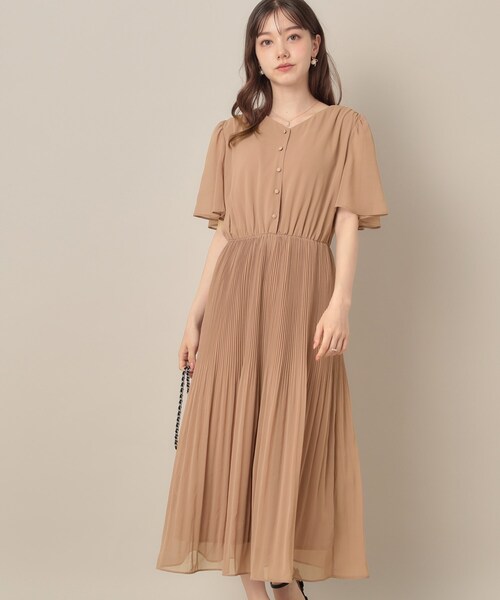 couture brooch（クチュールブローチ）の「【二の腕カバー・楽ちん・通勤】シフォンプリーツワンピース（ワンピース・レディース・サンドベージュ/ブラック/グレー系・38/36/42/40）」の21枚目の写真
