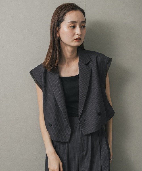 SENSE OF PLACE by URBAN RESEARCH（センスオブプレイスバイアーバンリサーチ）の「テーラードクロップドジレ（ベスト・レディース・ブラック/グレー系その他・ONE）」の20枚目の写真