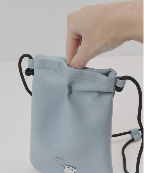 BACKYARD FAMILY（バックヤードファミリー）の「IIIIpocket キャラクター スマートフォンポーチ（ショルダーバッグ・レディース・ブラック系その他/ブルー系その他・FREE）」の5枚目の写真