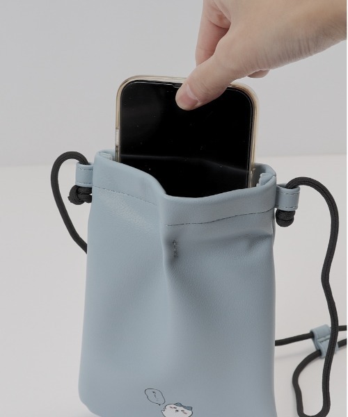 BACKYARD FAMILY（バックヤードファミリー）の「IIIIpocket キャラクター スマートフォンポーチ（ショルダーバッグ・レディース・ブラック系その他/ブルー系その他・FREE）」の7枚目の写真