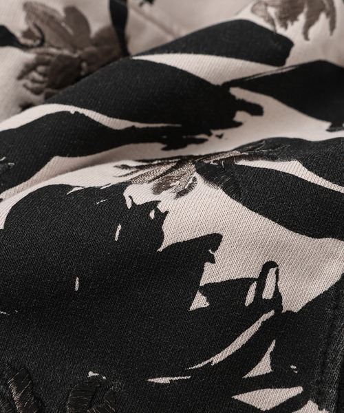 DRIES VAN NOTEN（ドリスヴァンノッテン）の「HAXEL EMB PR 2613 M.K.HOODIE（パーカー・メンズ・その他・L/M/S）」の5枚目の写真