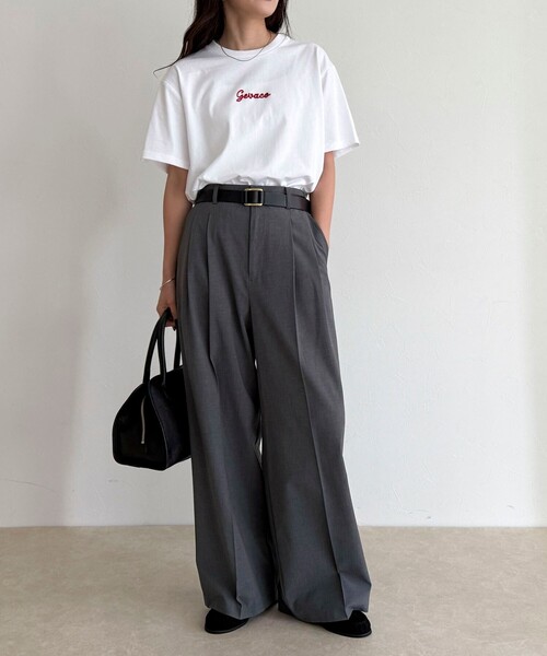 fredy emue(フレディエミュ)の「【GEVACO/ゲバコ】ワンポイントロゴチェーン刺繍半袖Tシャツ(Tシャツ/カットソー・レディース・カーキ/ブラック/オフホワイト/レッド・38)」の18枚目の写真