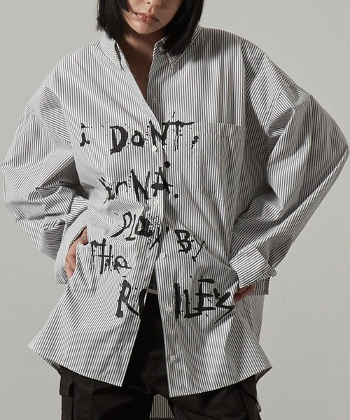 Alfred Alex】レタリングプリントオーバーサイズストライプシャツ