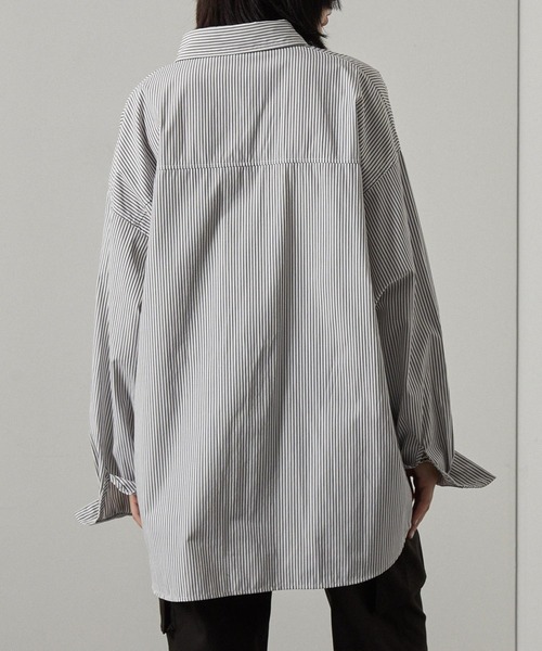 Alfred Alex(アルフレッドアレックス)の「【Alfred Alex】レタリングプリントオーバーサイズストライプシャツ(シャツ/ブラウス・レディース・ブラック/ホワイト・M/L)」の14枚目の写真