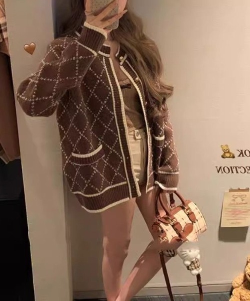Sibra(シブラ)の「ラインリブダイヤカーディガン(新色追加!)(カーディガン/ボレロ・レディース・グレー/ブラウン/ブラック・M)」の22枚目の写真