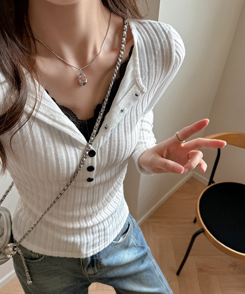 HALEY PESCA(ヘーリーペスカ)の「HALEY PESCA/ヘンリーネック バイカラーレイヤードカットソー(Tシャツ/カットソー・レディース・グレー/ブラック/ダークグレー/ホワイト・SMALL/MEDIUM)」の1枚目の写真