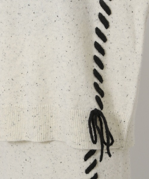 LAKOLE（ラコレ）の「ハンドステッチニットプルオーバー / 587460（ニット/セーター・レディース・アイボリー/グレー/ブルー/モカ・FREE）」の21枚目の写真